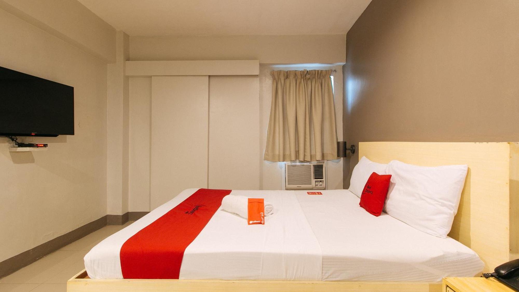 Hotel Reddoorz At Samat Mandaluyong Exteriér fotografie
