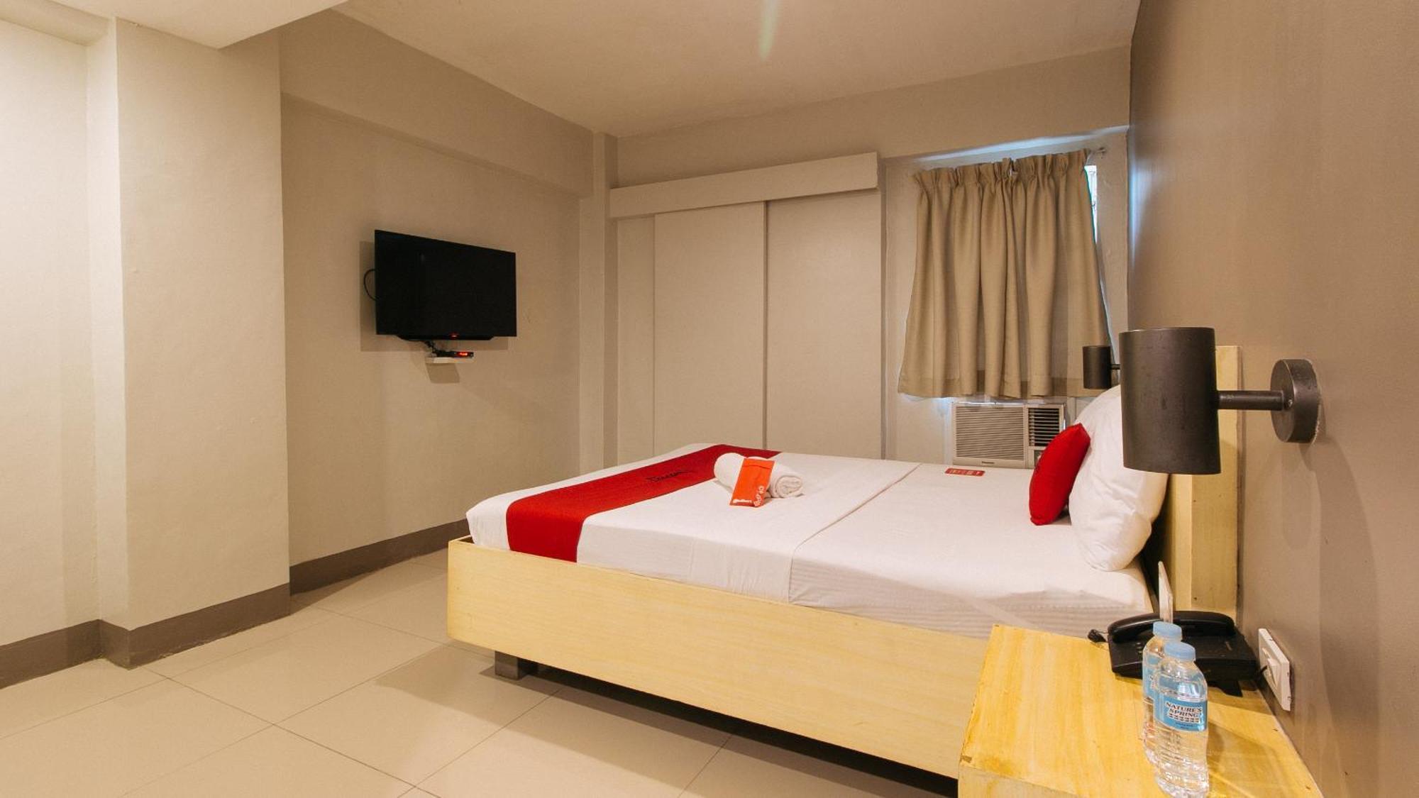 Hotel Reddoorz At Samat Mandaluyong Exteriér fotografie