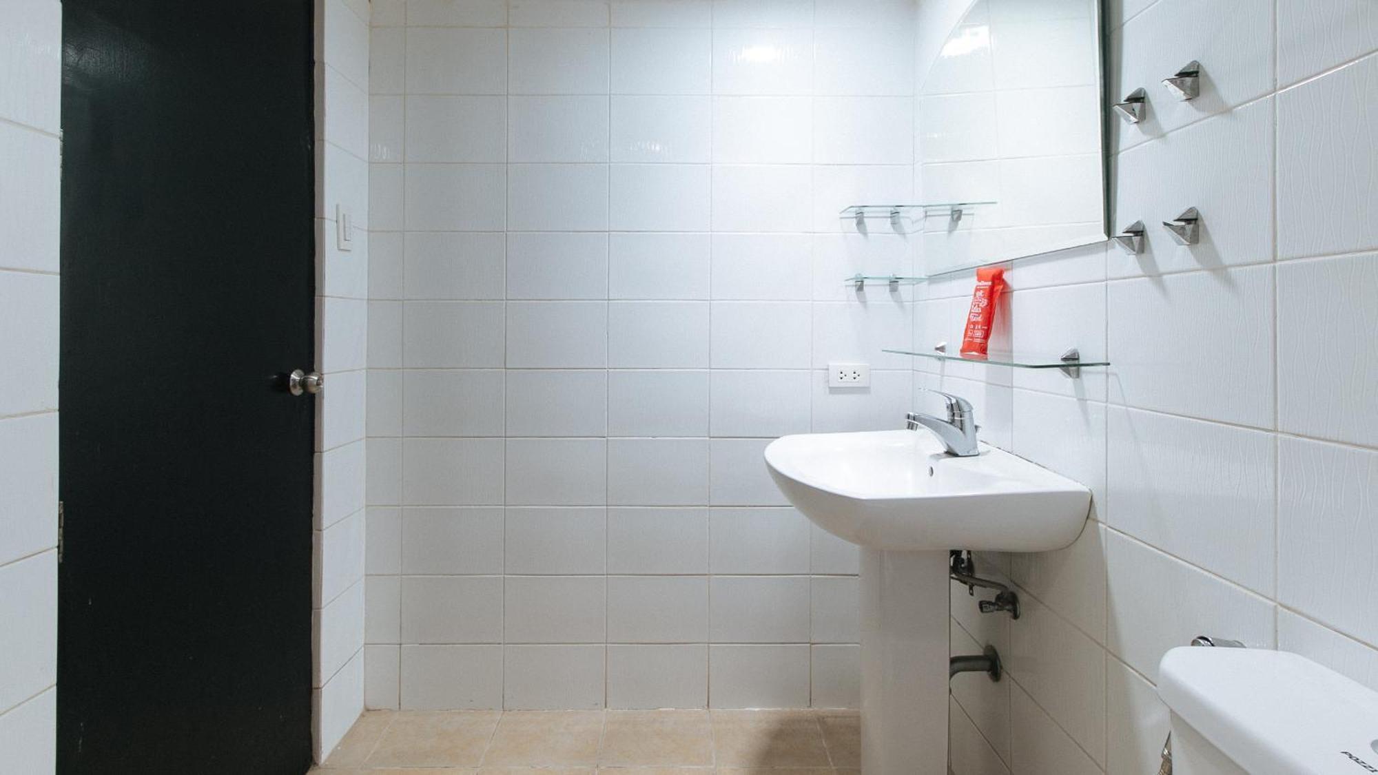 Hotel Reddoorz At Samat Mandaluyong Exteriér fotografie